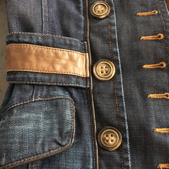 VINTAGE D&G Jean Jacket Size L - Picture 5 of 13